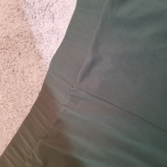 Torrid Capris - Picture 5 of 7